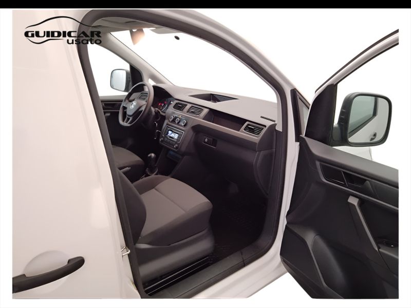 GuidiCar - VOLKSWAGEN INDUSTRIALI Caddy 2017 Caddy 2.0 tdi 75cv van business E6 Usato
