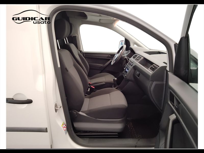 GuidiCar - VOLKSWAGEN INDUSTRIALI Caddy 2017 Caddy 2.0 tdi 75cv van business E6 Usato