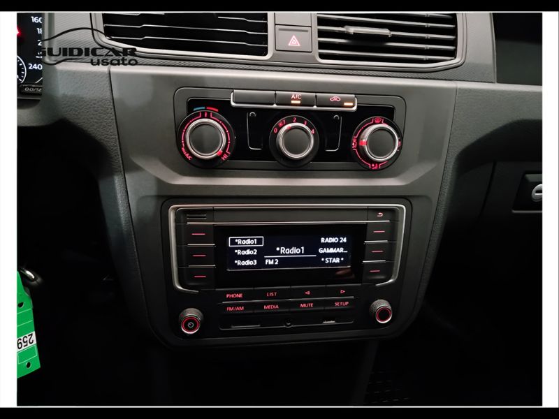 GuidiCar - VOLKSWAGEN INDUSTRIALI Caddy 2017 Caddy 2.0 tdi 75cv van business E6 Usato