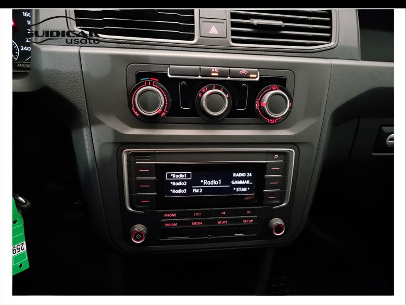 GuidiCar - VOLKSWAGEN INDUSTRIALI Caddy 2017 Caddy 2.0 tdi 75cv van business E6 Usato