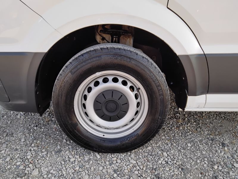 GuidiCar - VOLKSWAGEN INDUSTRIALI Crafter 2019 crafter 35 2.0 tdi 140cv tr.post. L3 cab Usato