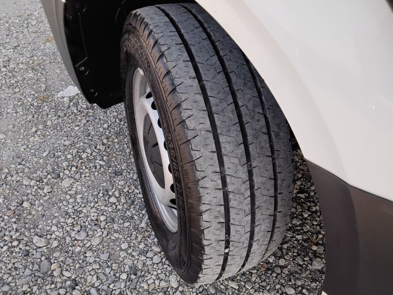 GuidiCar - VOLKSWAGEN INDUSTRIALI Crafter 2019 crafter 35 2.0 tdi 140cv tr.post. L3 cab Usato