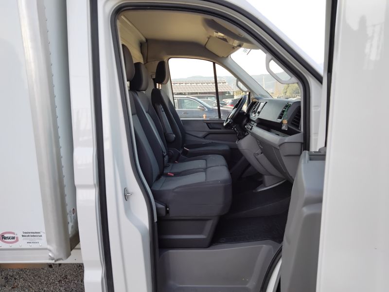 GuidiCar - VOLKSWAGEN INDUSTRIALI Crafter 2019 crafter 35 2.0 tdi 140cv tr.post. L3 cab Usato