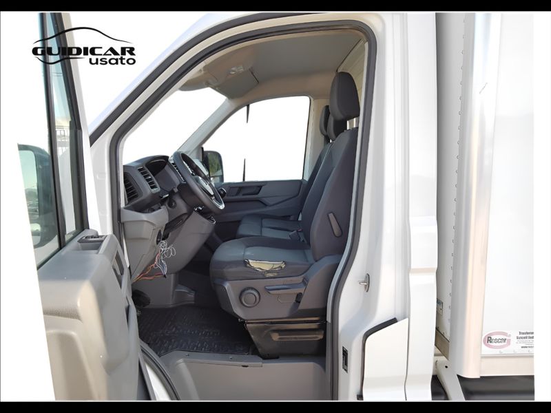 GuidiCar - VOLKSWAGEN INDUSTRIALI Crafter 2019 crafter 35 2.0 tdi 140cv tr.post. L3 cab Usato