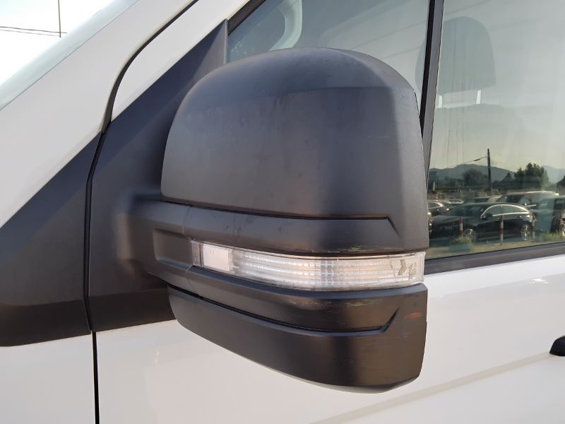 GuidiCar - VOLKSWAGEN INDUSTRIALI Crafter 2019 crafter 35 2.0 tdi 140cv tr.post. L3 cab Usato