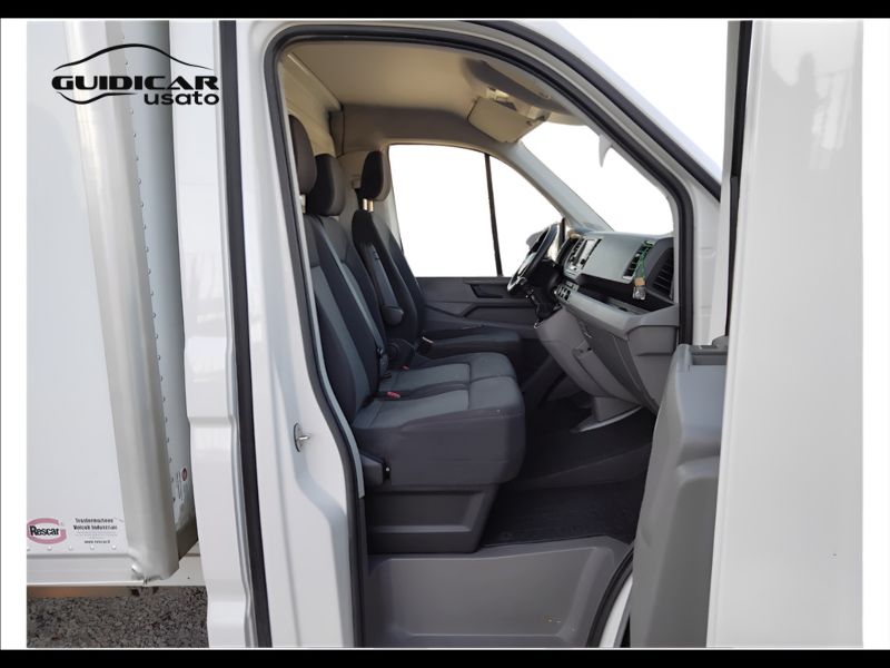GuidiCar - VOLKSWAGEN INDUSTRIALI Crafter 2019 crafter 35 2.0 tdi 140cv tr.post. L3 cab Usato