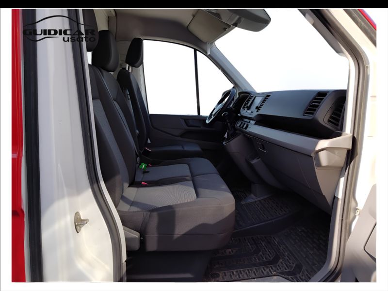 GuidiCar - VOLKSWAGEN INDUSTRIALI Crafter 2019 crafter 35 2.0 tdi 140cv tr.post. L3 cab Usato