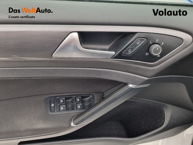GuidiCar - VOLKSWAGEN Golf 7ª serie Golf 7ª serie - Golf 1.5 TGI 5p. Business BlueMotion Technol