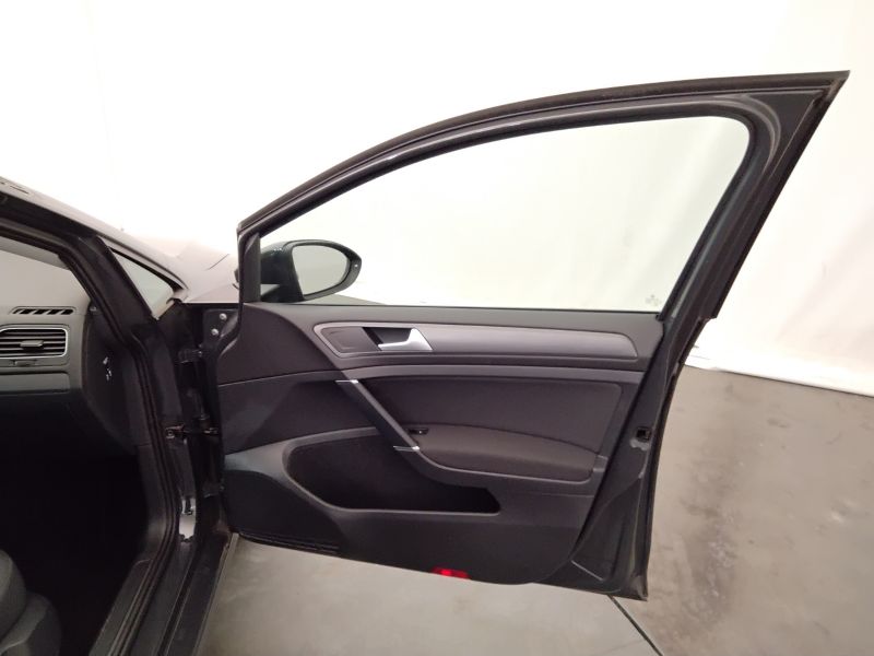 GuidiCar - VOLKSWAGEN Golf 2020 Golf Variant 1.5 tgi Business 130cv dsg Usato