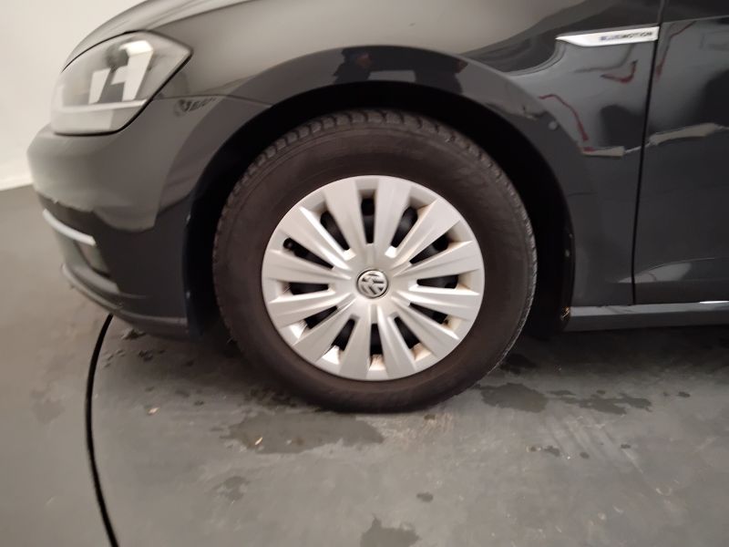 GuidiCar - VOLKSWAGEN Golf 2020 Golf Variant 1.5 tgi Business 130cv dsg Usato