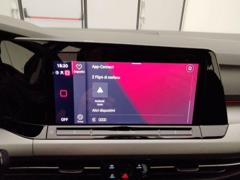 GuidiCar - VOLKSWAGEN Golf 2023 Golf 1.0 etsi evo Life 110cv dsg Usato