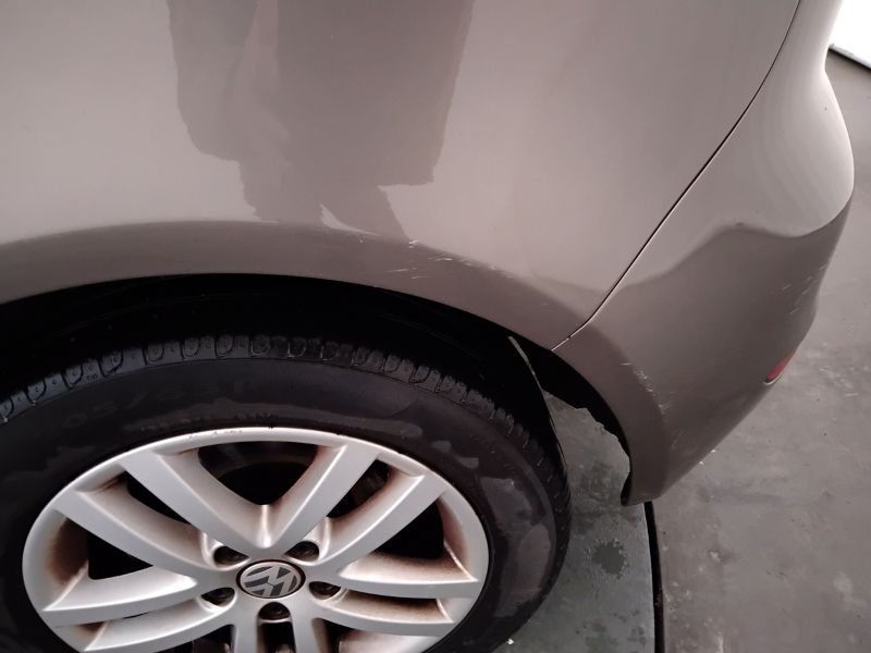 GuidiCar - VOLKSWAGEN Golf 2010 Golf Plus 1.6 Highline bi-fuel Usato