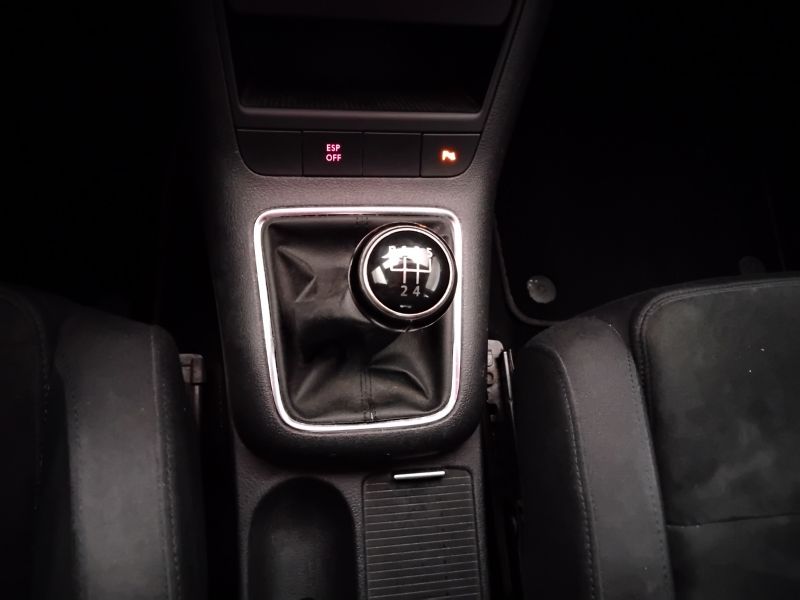 GuidiCar - VOLKSWAGEN Golf 2010 Golf Plus 1.6 Highline bi-fuel Usato