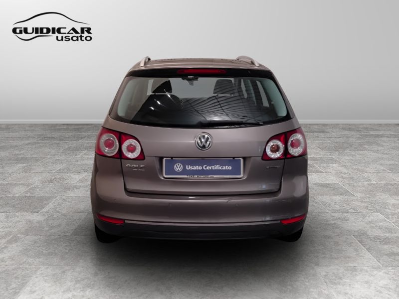 GuidiCar - VOLKSWAGEN Golf 2010 Golf Plus 1.6 Highline bi-fuel Usato
