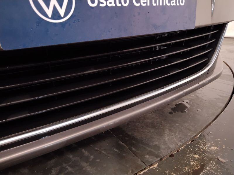 GuidiCar - VOLKSWAGEN Golf 2010 Golf Plus 1.6 Highline bi-fuel Usato