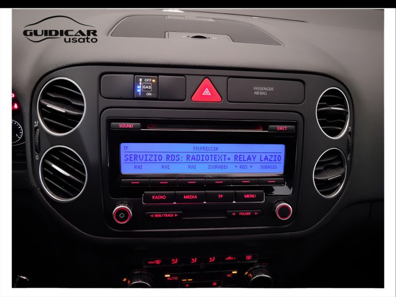 GuidiCar - VOLKSWAGEN Golf 2010 Golf Plus 1.6 Highline bi-fuel Usato