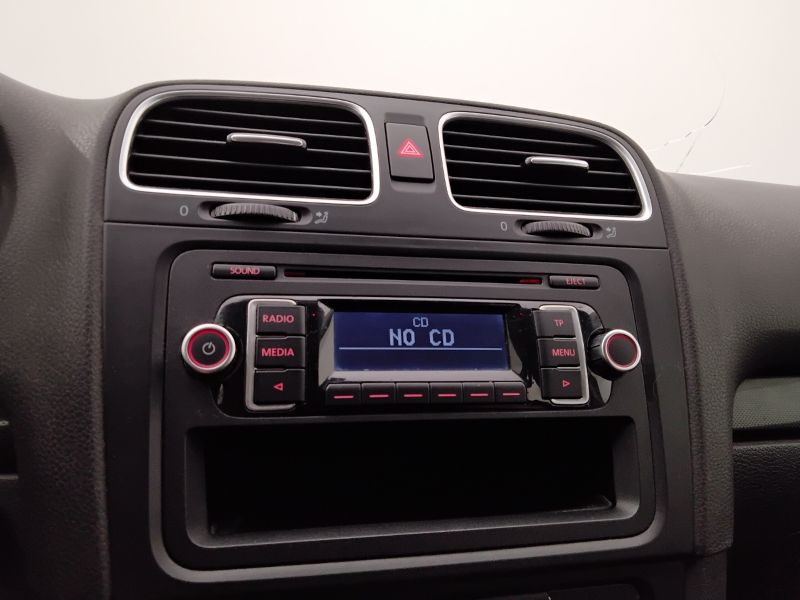GuidiCar - VOLKSWAGEN Golf 2012 Golf 1.6 tdi Comfortline 5p Usato