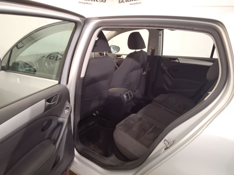 GuidiCar - VOLKSWAGEN Golf 2011 Golf 2.0 tdi Highline 140cv 5p Usato