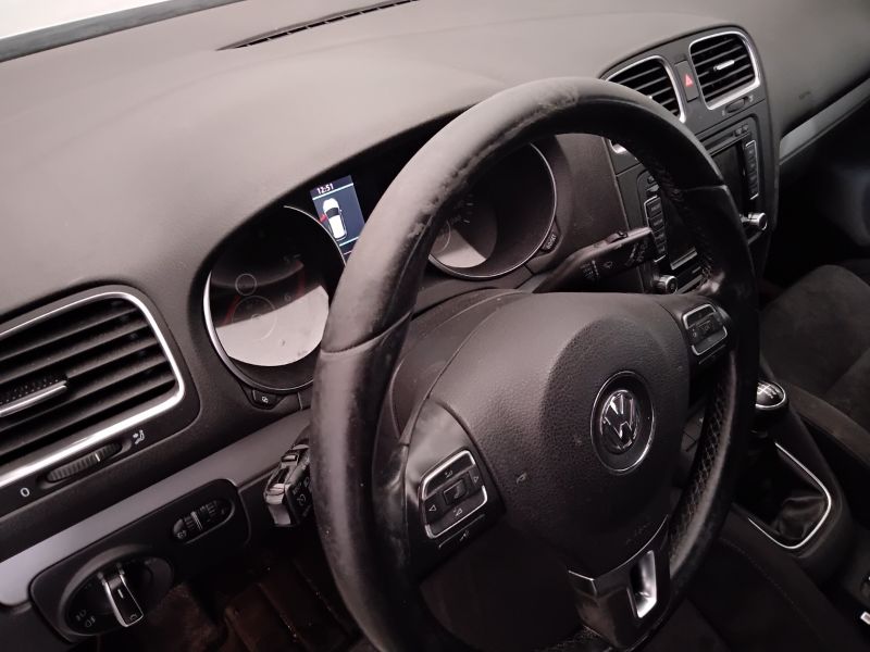 GuidiCar - VOLKSWAGEN Golf 2011 Golf 2.0 tdi Highline 140cv 5p Usato