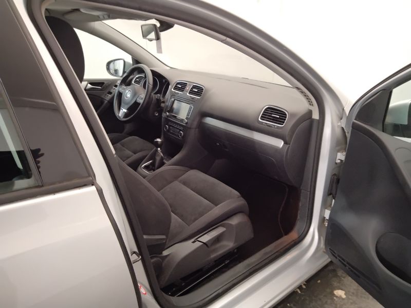 GuidiCar - VOLKSWAGEN Golf 2011 Golf 2.0 tdi Highline 140cv 5p Usato
