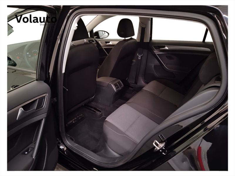GuidiCar - VOLKSWAGEN Golf 2016 Golf 1.2 tsi Trendline 85cv 5p E6 Usato