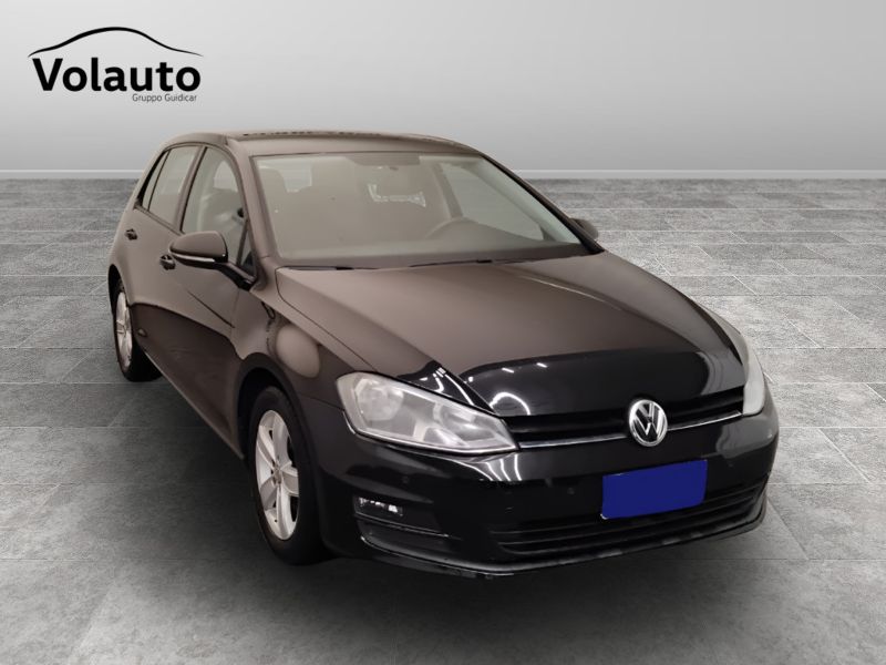 GuidiCar - VOLKSWAGEN Golf 2016 Golf 1.2 tsi Trendline 85cv 5p E6 Usato