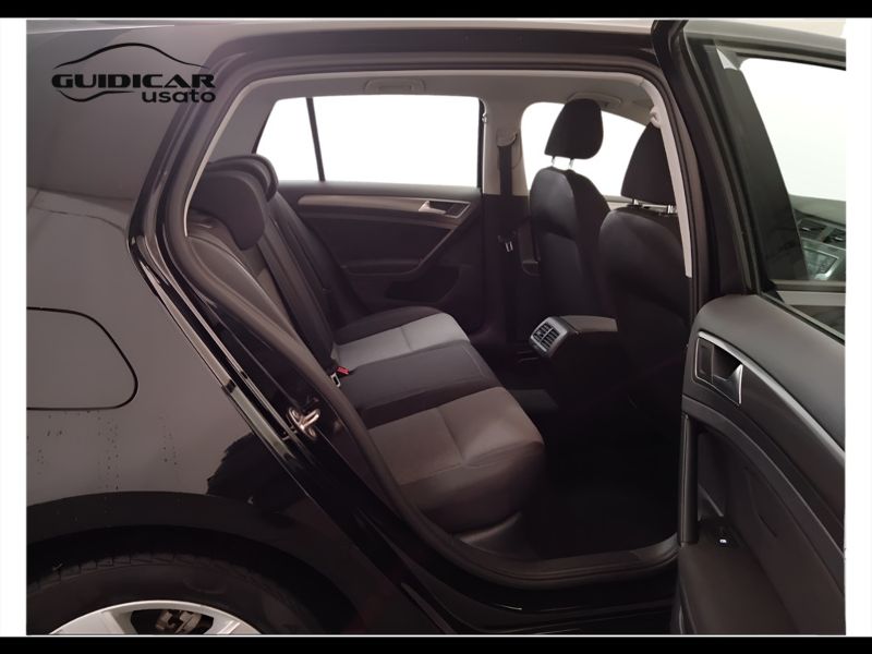 GuidiCar - VOLKSWAGEN Golf 2016 Golf 1.2 tsi Trendline 85cv 5p E6 Usato