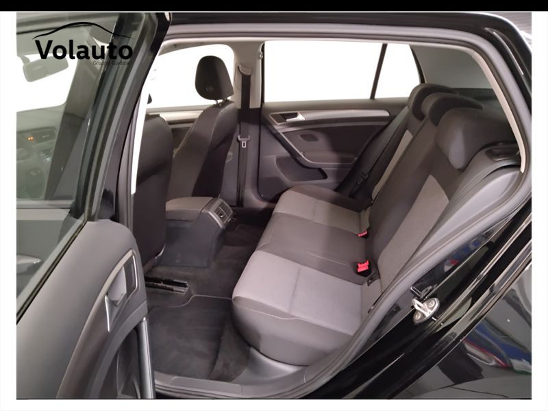 GuidiCar - VOLKSWAGEN Golf 2016 Golf 1.2 tsi Trendline 85cv 5p E6 Usato