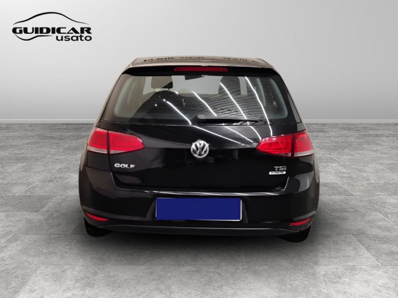 GuidiCar - VOLKSWAGEN Golf 2016 Golf 1.2 tsi Trendline 85cv 5p E6 Usato