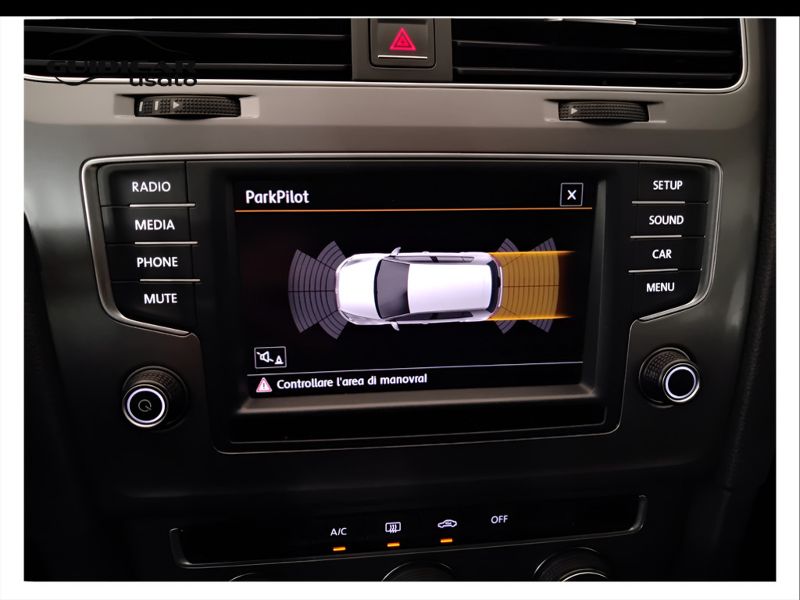 GuidiCar - VOLKSWAGEN Golf 2016 Golf 1.2 tsi Trendline 85cv 5p E6 Usato