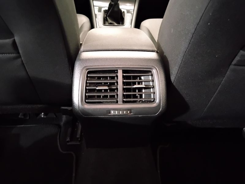 GuidiCar - VOLKSWAGEN Golf 2019 Golf 5p 1.0 tsi Business 115cv Usato