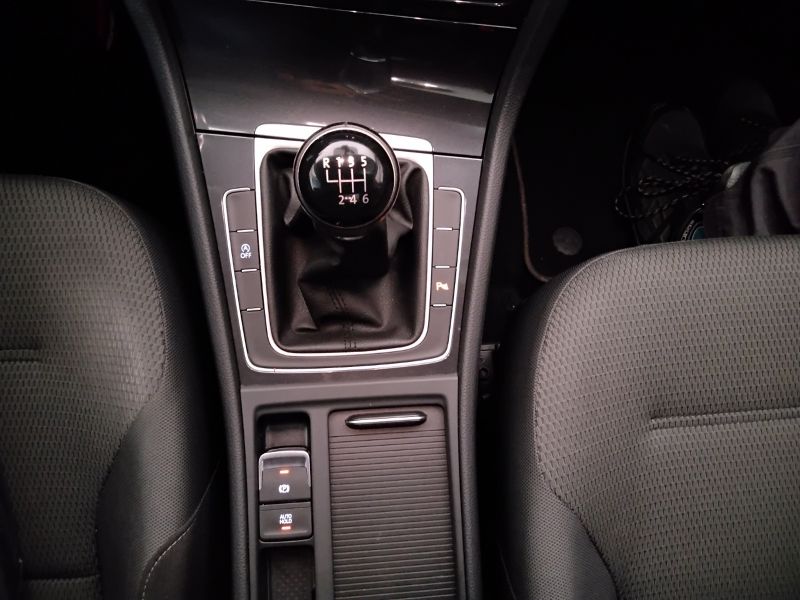 GuidiCar - VOLKSWAGEN Golf 2019 Golf 5p 1.0 tsi Business 115cv Usato