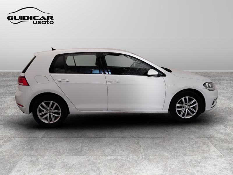 GuidiCar - VOLKSWAGEN Golf 2019 Golf 5p 1.0 tsi Business 115cv Usato