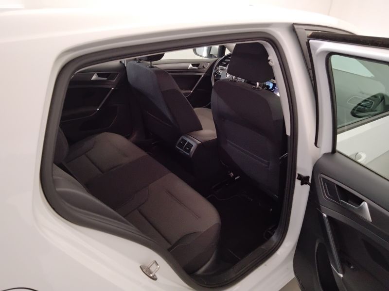 GuidiCar - VOLKSWAGEN Golf 2019 Golf 5p 1.0 tsi Business 115cv Usato