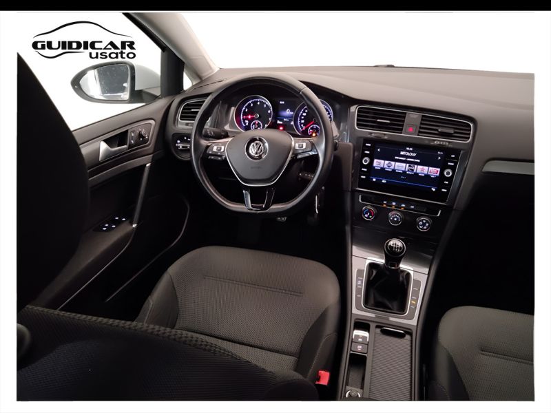 GuidiCar - VOLKSWAGEN Golf 2019 Golf 5p 1.0 tsi Business 115cv Usato