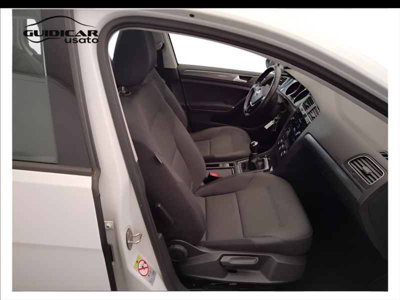 GuidiCar - VOLKSWAGEN Golf 2019 Golf 5p 1.0 tsi Business 115cv Usato