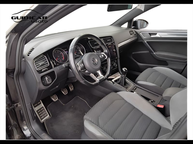 GuidiCar - VOLKSWAGEN Golf 2019 Golf 5p 1.0 tsi Business 115cv Usato