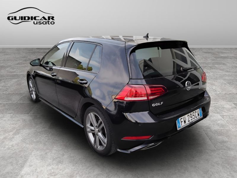 GuidiCar - VOLKSWAGEN Golf 2019 Golf 5p 1.0 tsi Business 115cv Usato
