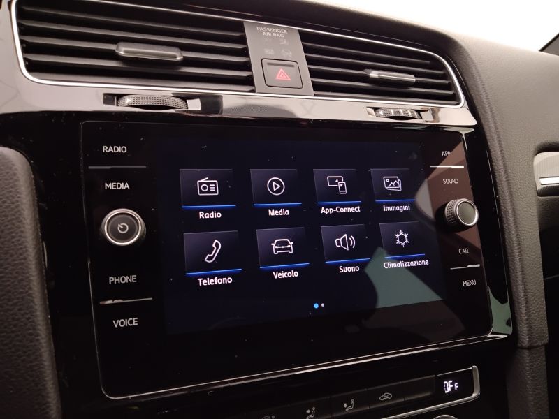 GuidiCar - VOLKSWAGEN Golf 2019 Golf 5p 1.0 tsi Sport 115cv Usato