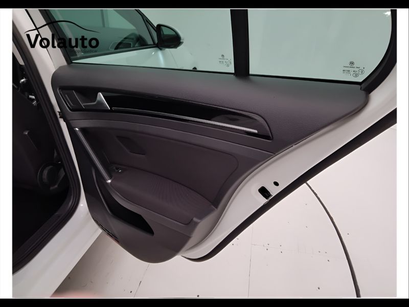 GuidiCar - VOLKSWAGEN Golf 2019 Golf 5p 1.5 tgi Executive 130cv dsg Usato