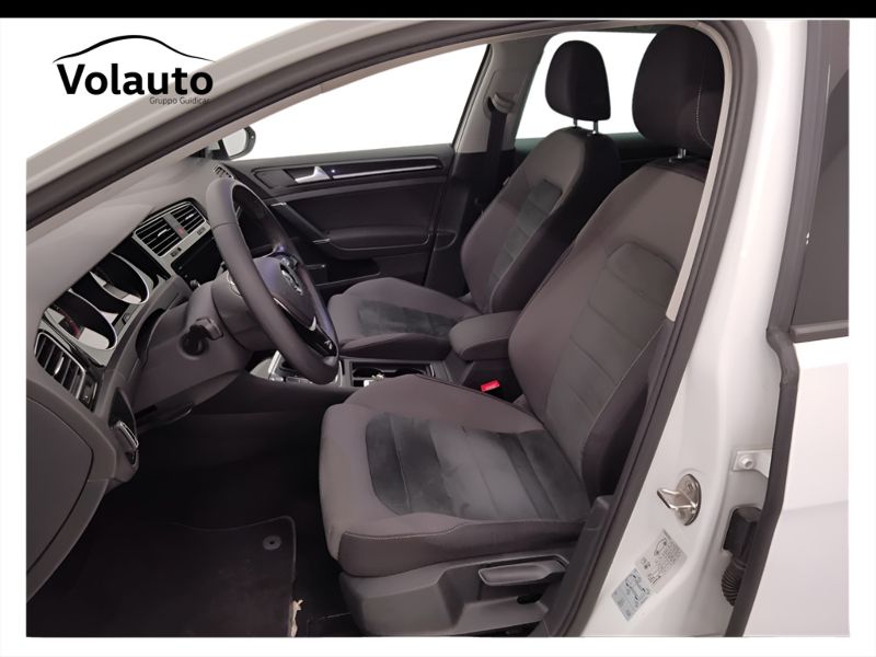 GuidiCar - VOLKSWAGEN Golf 2019 Golf 5p 1.5 tgi Executive 130cv dsg Usato
