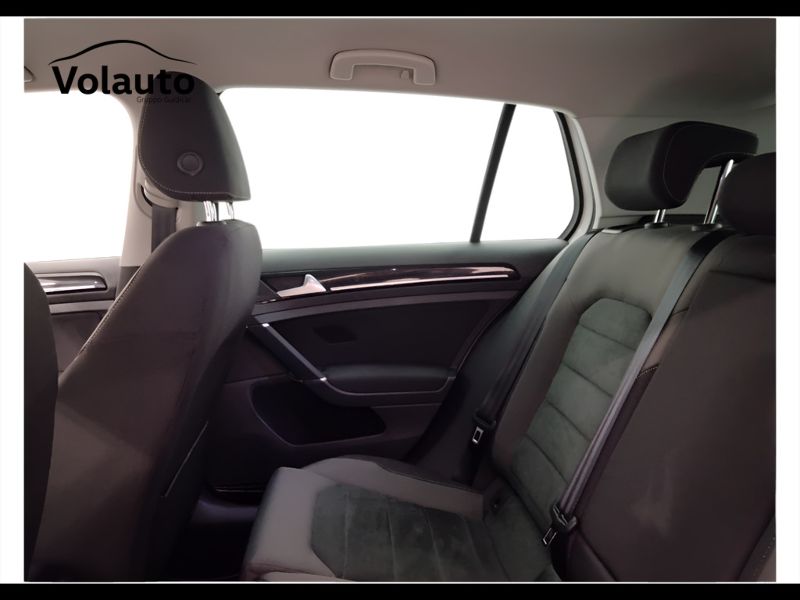 GuidiCar - VOLKSWAGEN Golf 2019 Golf 5p 1.5 tgi Executive 130cv dsg Usato