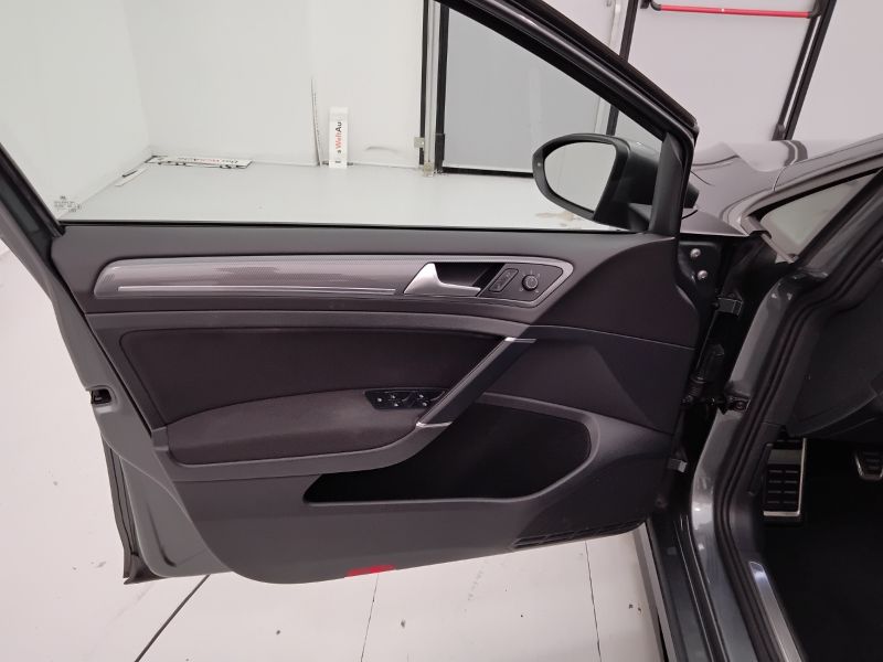 GuidiCar - VOLKSWAGEN Golf 2018 Golf 5p 1.5 tsi Sport 150cv Usato