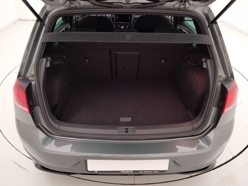 GuidiCar - VOLKSWAGEN Golf 2018 Golf 5p 1.5 tsi Sport 150cv Usato