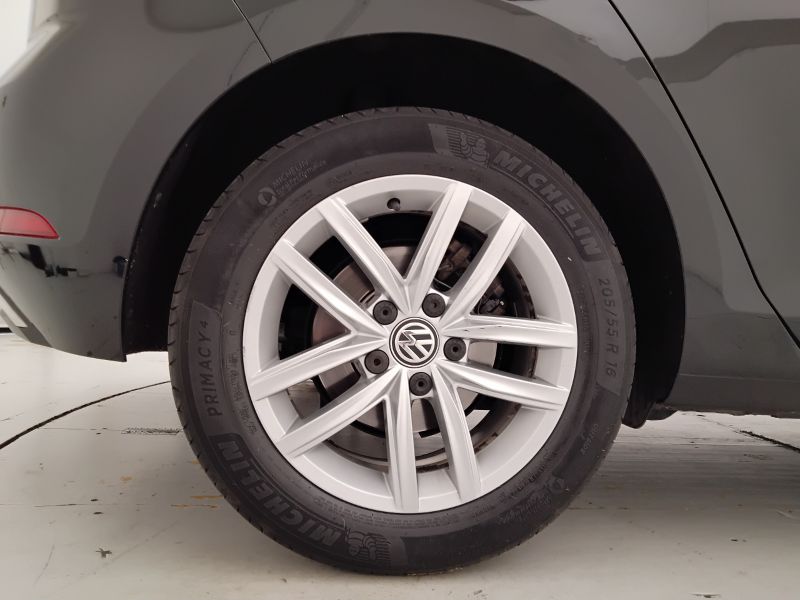 GuidiCar - VOLKSWAGEN Golf 2019 Golf 5p 1.6 tdi Business 115cv dsg Usato