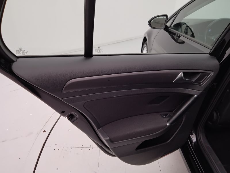 GuidiCar - VOLKSWAGEN Golf 2019 Golf 5p 1.6 tdi Business 115cv dsg Usato