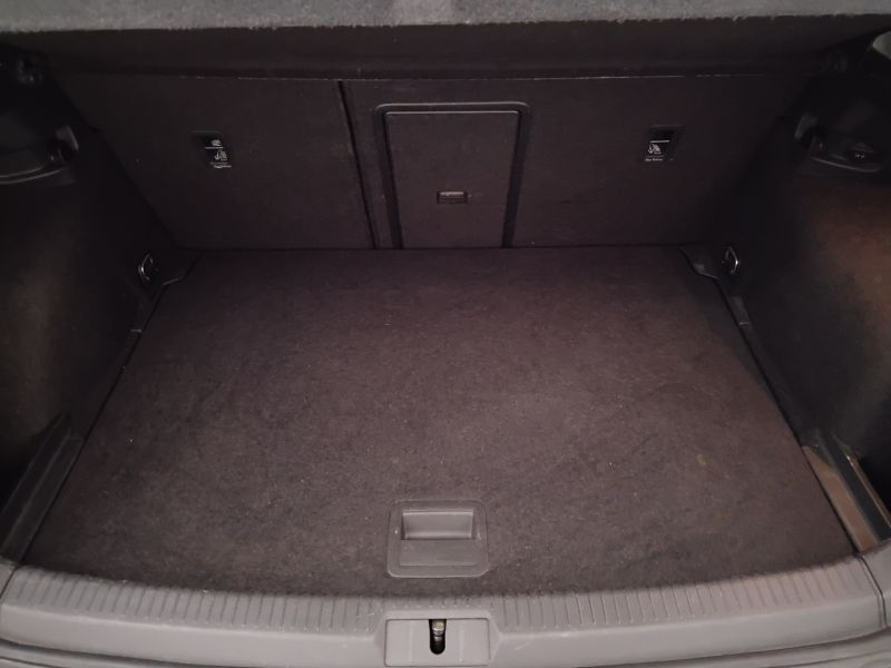 GuidiCar - VOLKSWAGEN Golf 2019 Golf 5p 1.6 tdi Business 115cv dsg Usato