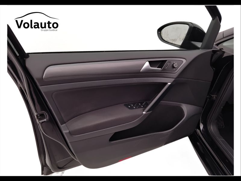 GuidiCar - VOLKSWAGEN Golf 2019 Golf 5p 1.6 tdi Business 115cv dsg Usato
