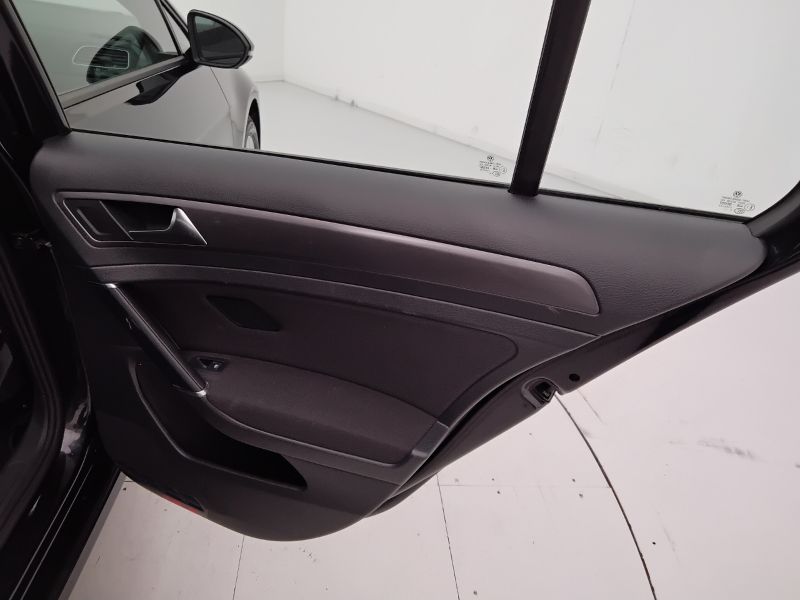 GuidiCar - VOLKSWAGEN Golf 2019 Golf 5p 1.6 tdi Business 115cv dsg Usato