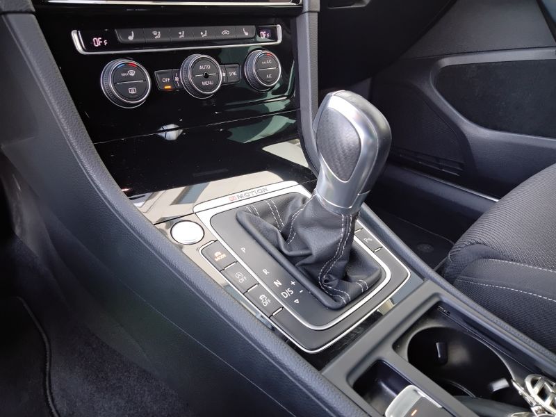 GuidiCar - VOLKSWAGEN Golf 2018 Golf 5p 2.0 tsi R 4motion 310cv dsg Usato